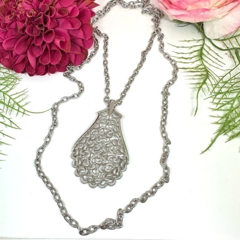 VINTAGE⚜️RARE TRIFARI Ornate Pendant Layered Necklace